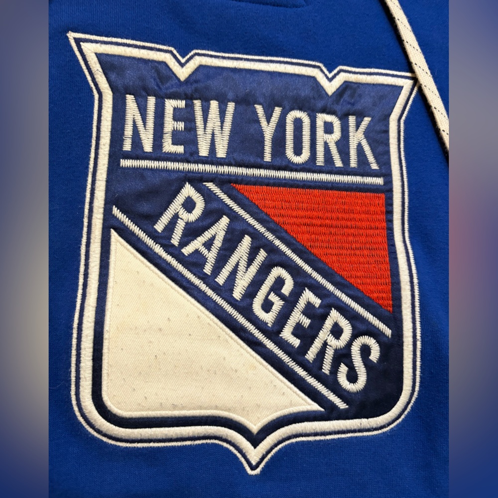 New York Rangers Hockey Style Front Pocket Pullover Hoodie CCM NHL Mens Size L - Picture 3 of 8